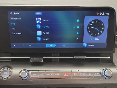 Used 2025 Hyundai Kona SEL FWD image 7