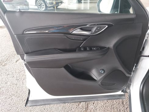 Used 2021 Buick Envision Essence w/ Sport Touring Package FWD image 28