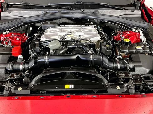 Used 2020 Jaguar F-PACE SVR image 30