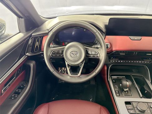 Used 2025 MAZDA CX-70 Plug-In Hybrid w/ Premium Plus image 34