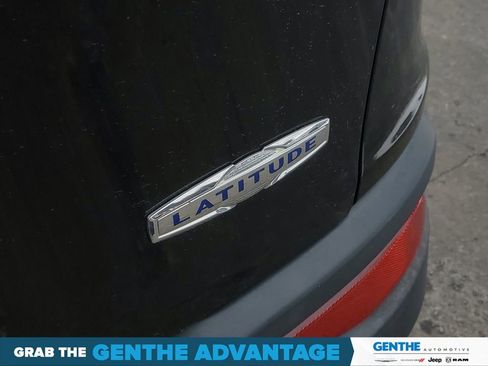 Used 2014 Jeep Cherokee Latitude AWD/4WD image 6