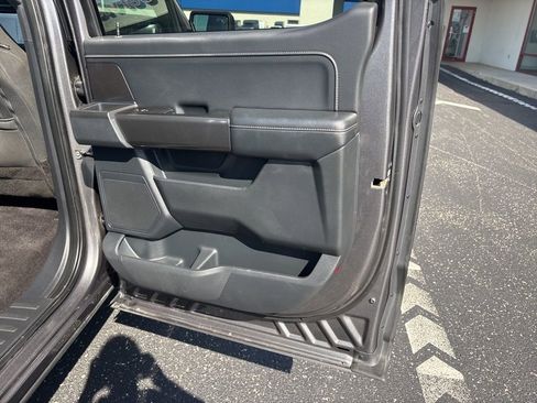 Used 2022 Ford F150 XLT w/ Equipment Group 302A High image 15