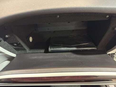 Used 2015 Acura TLX image 25