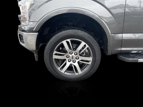 Used 2018 Ford F150 Lariat w/ Equipment Group 502A Luxury image 23