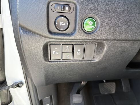 Used 2020 Honda Pilot Touring image 32