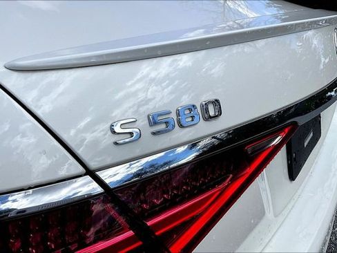 Certified 2022 Mercedes-Benz S 580 4MATIC Sedan image 27