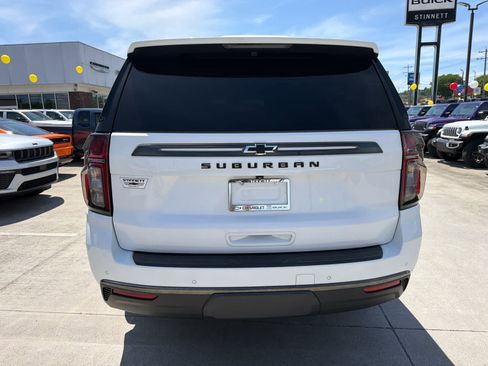 Used 2021 Chevrolet Suburban Z71 w/ Rear Media and Nav Package AWD/4WD image 8