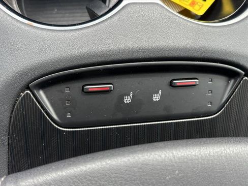 Used 2024 Toyota Venza Nightshade image 18