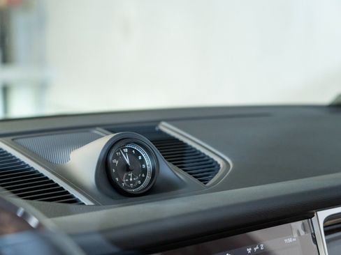 Certified 2026 Porsche Macan AWD/4WD image 20