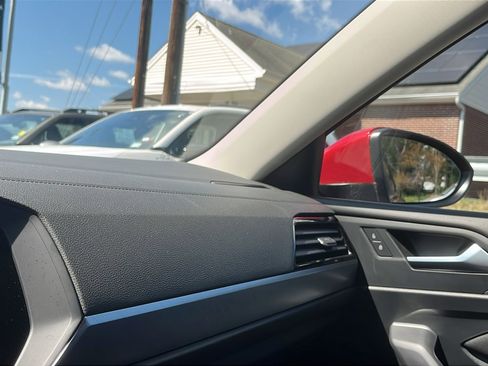 Used 2023 Volkswagen Jetta SE image 20