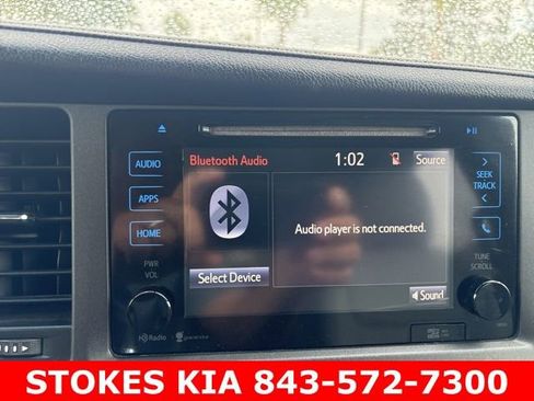 Used 2015 Toyota Sienna XLE Premium FWD image 16