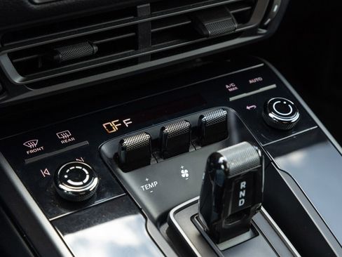 Certified 2020 Porsche 911 Carrera image 27