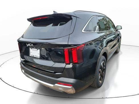 New 2026 Kia Sorento S FWD image 6