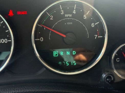 Used 2012 Jeep Wrangler Unlimited Sport image 26