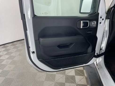 Certified 2023 Jeep Wrangler Unlimited Sahara w/ Cold Weather Group image 11