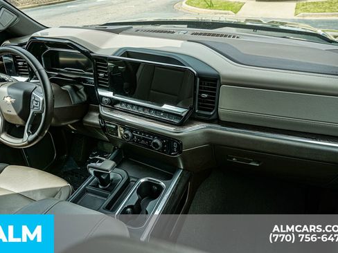 Used 2025 Chevrolet Silverado 1500 LTZ w/ LTZ Convenience Package II RWD image 26