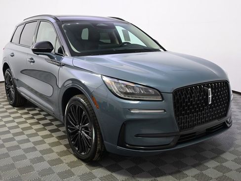 New 2026 Lincoln Corsair Premiere image 8