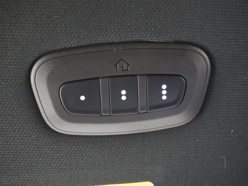 Used 2024 RAM 2500 Limited image 27