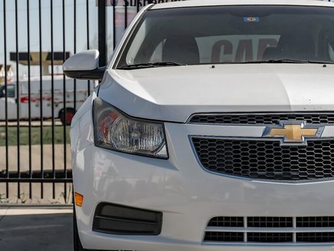 Used 2013 Chevrolet Cruze Eco image 39