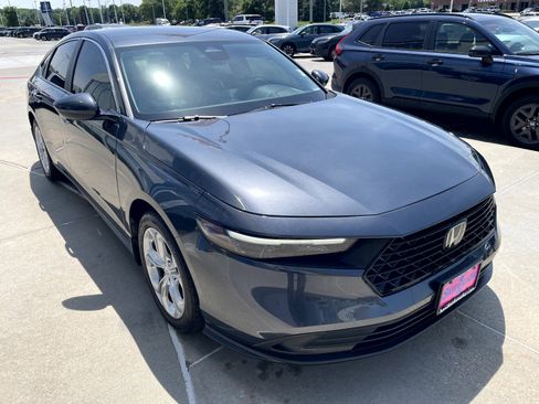 Certified 2023 Honda Accord LX image 4