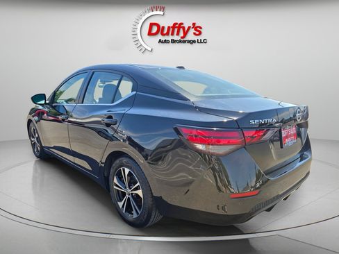 Used 2021 Nissan Sentra SV FWD image 17