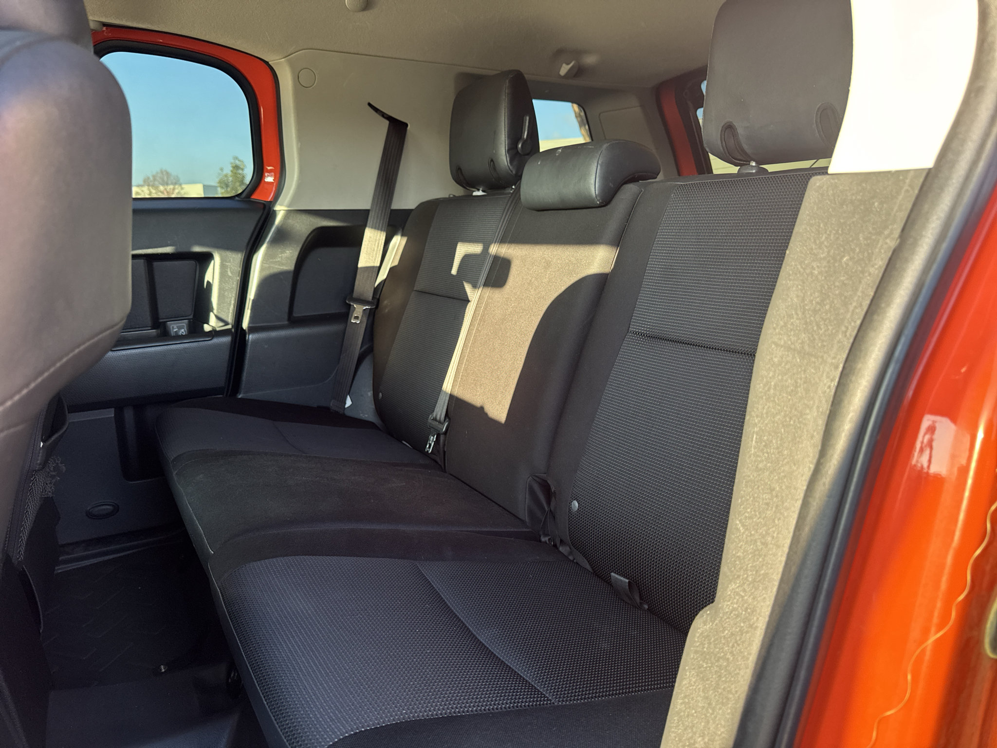 Used 2013 Toyota FJ Cruiser 4WD w/ Convenience Pkg image 8