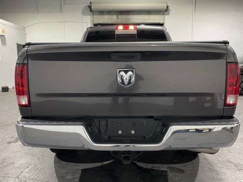 Used 2020 RAM 1500 Classic SLT image 3