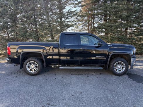Used 2017 GMC Sierra 1500 SLE w/ SLE Value Package image 6