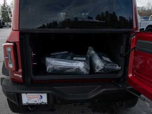 New 2025 Ford Bronco Badlands w/ Sasquatch Package AWD/4WD image 17