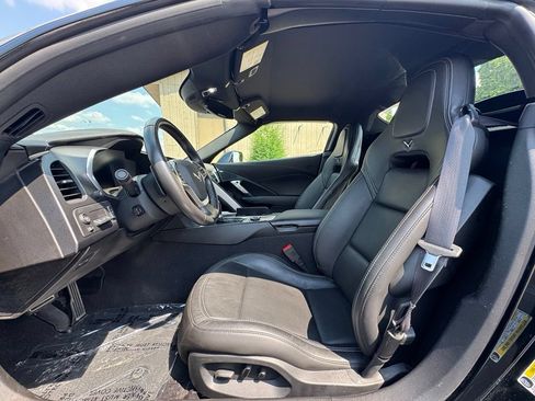 Used 2015 Chevrolet Corvette Stingray Convertible w/ 2LT Preferred Equipment Group RWD image 17