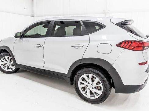 Used 2020 Hyundai Tucson SE w/ Cargo Package FWD image 4