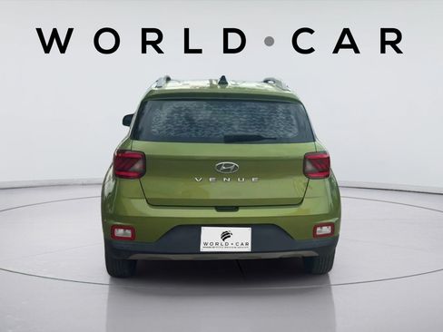 Used 2020 Hyundai Venue SEL FWD image 6