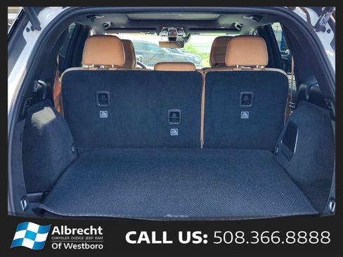 Used 2022 Jeep Grand Cherokee Summit w/ Adv Protech Group IV AWD/4WD image 35