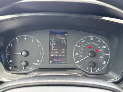 Used 2024 Toyota Corolla LE FWD image 18