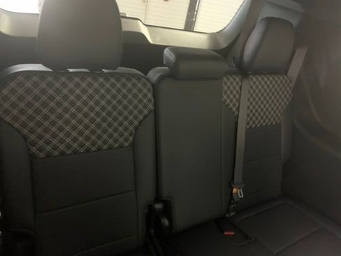 Used 2024 GMC Acadia Denali w/ Super Cruise Package AWD/4WD image 15