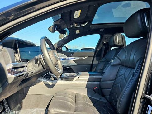 Used 2023 BMW 760i xDrive 760i xDrive w/ Executive Package image 15