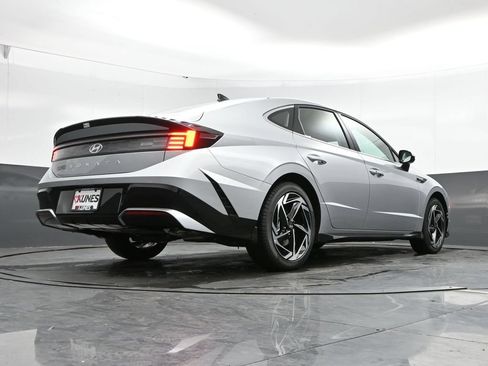 New 2026 Hyundai Sonata SEL FWD image 46