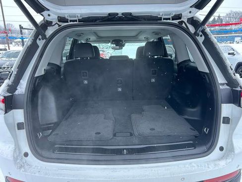 Used 2023 Jeep Grand Cherokee Limited w/ Black Appearance Package image 19