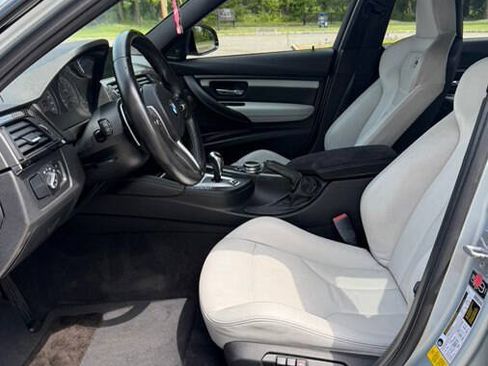 Used 2015 BMW M3 w/ Lighting Package RWD image 37