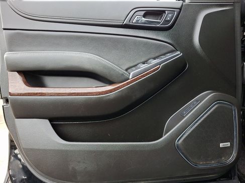 Used 2019 GMC Yukon XL SLT AWD/4WD image 14