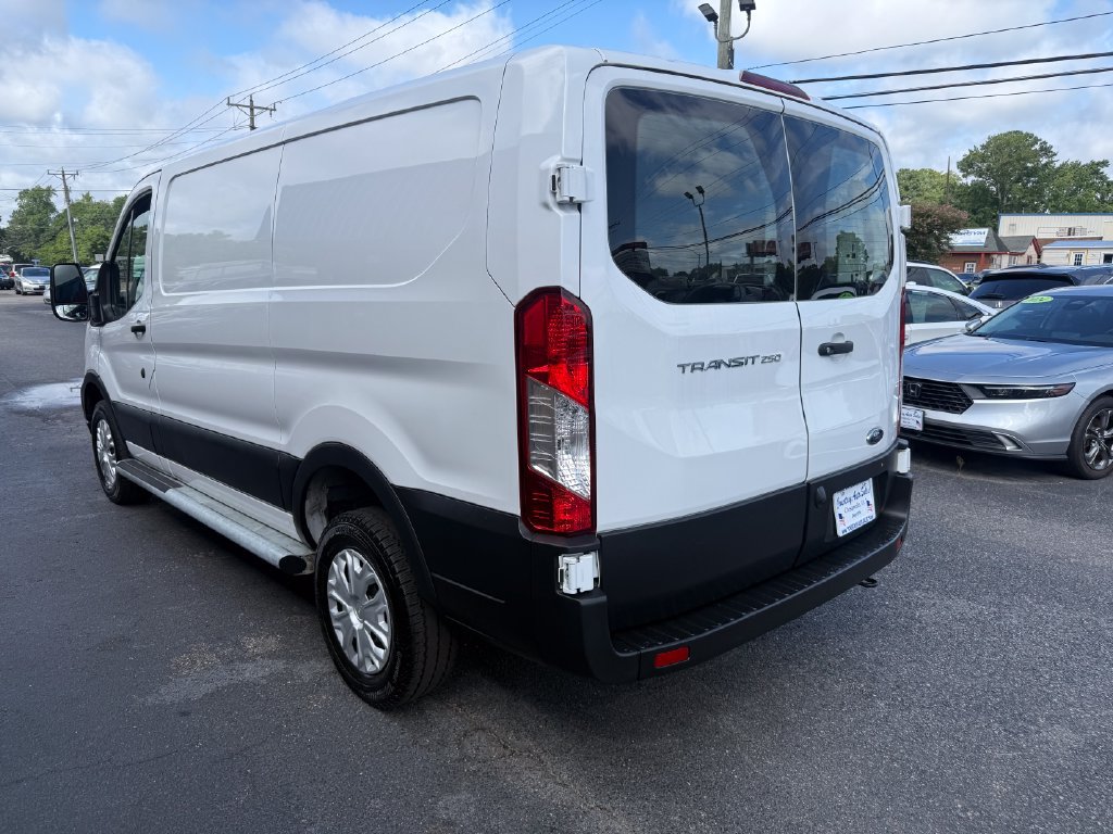 Used 2025 Ford Transit 250 Low Roof w/ Exterior Upgrade Package RWD image 5