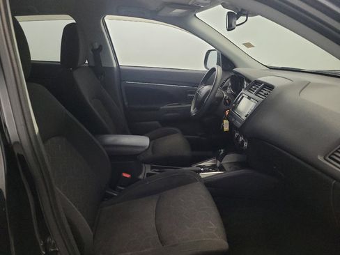 Used 2021 Mitsubishi Outlander Sport ES FWD image 21
