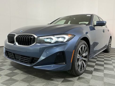 New 2026 BMW 330i xDrive Sedan w/ Convenience Package AWD/4WD image 2