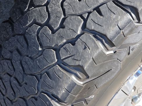 Used 2014 RAM 1500 Limited image 12