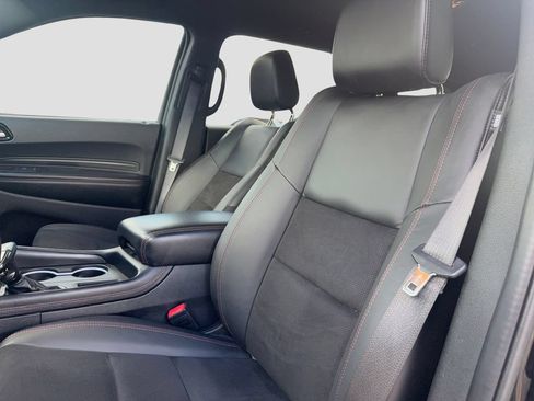 Used 2022 Dodge Durango R/T w/ Blacktop Package AWD/4WD image 9