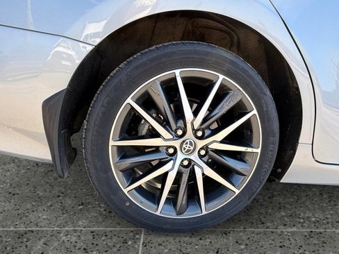 Used 2023 Toyota Camry XLE w/ Cold Weather Package image 10