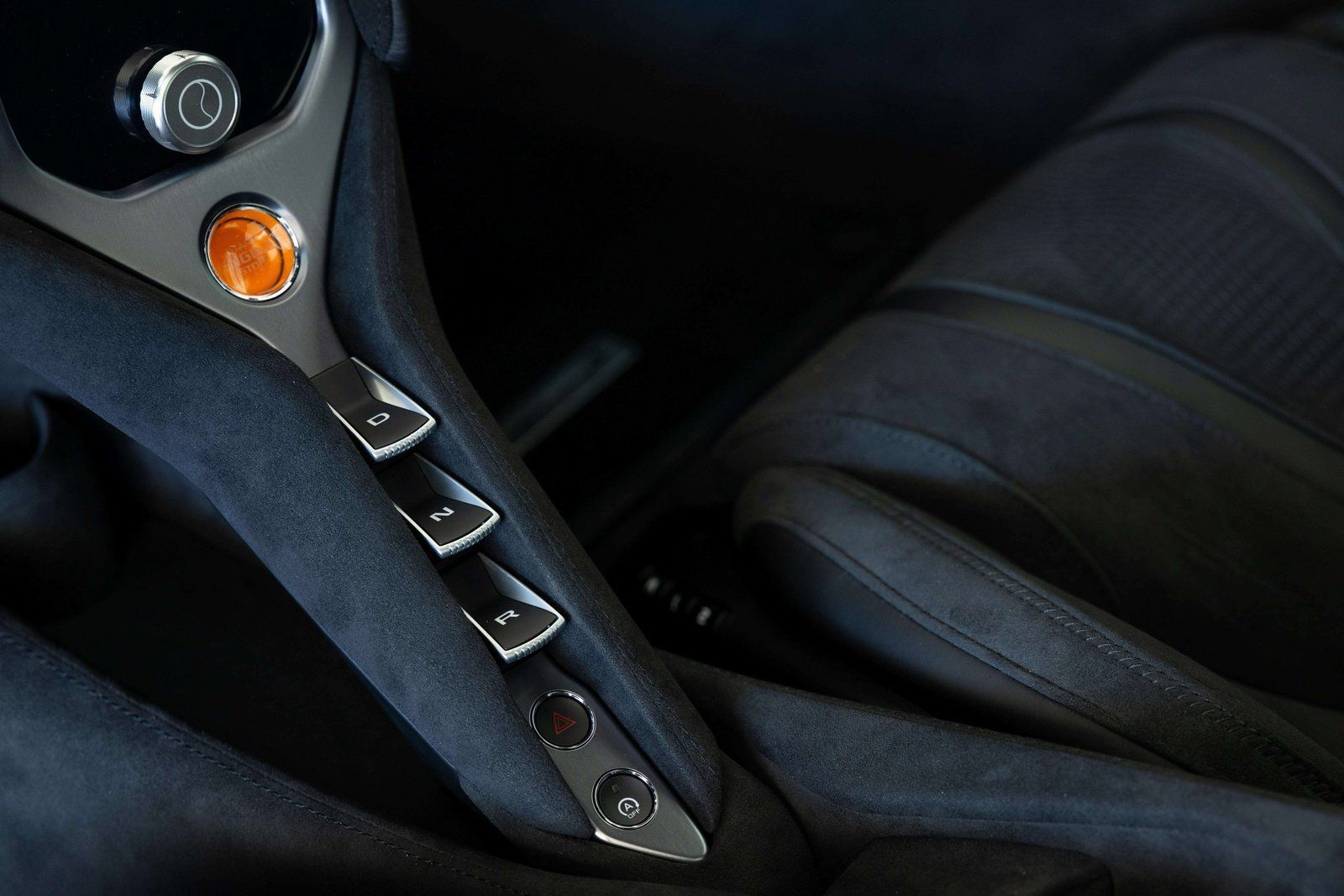 New 2026 McLaren 750S RWD image 25