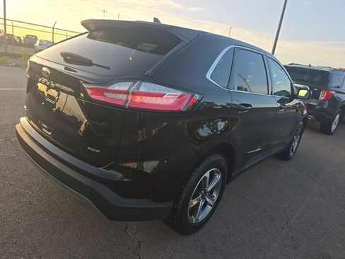 Used 2024 Ford Edge SEL w/ Convenience Package AWD/4WD image 9
