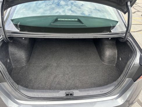 Used 2026 Nissan Altima 2.5 SV FWD image 31