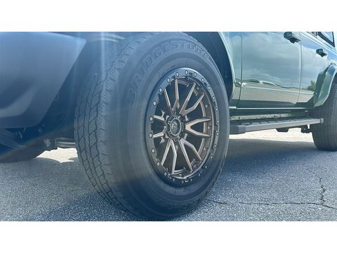 Used 2023 Ford Bronco Outer Banks AWD/4WD image 10